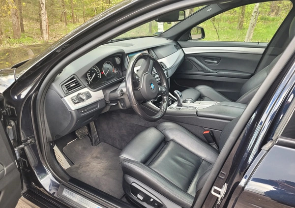 BMW Seria 5 cena 105550 przebieg: 158000, rok produkcji 2016 z Warszawa małe 379